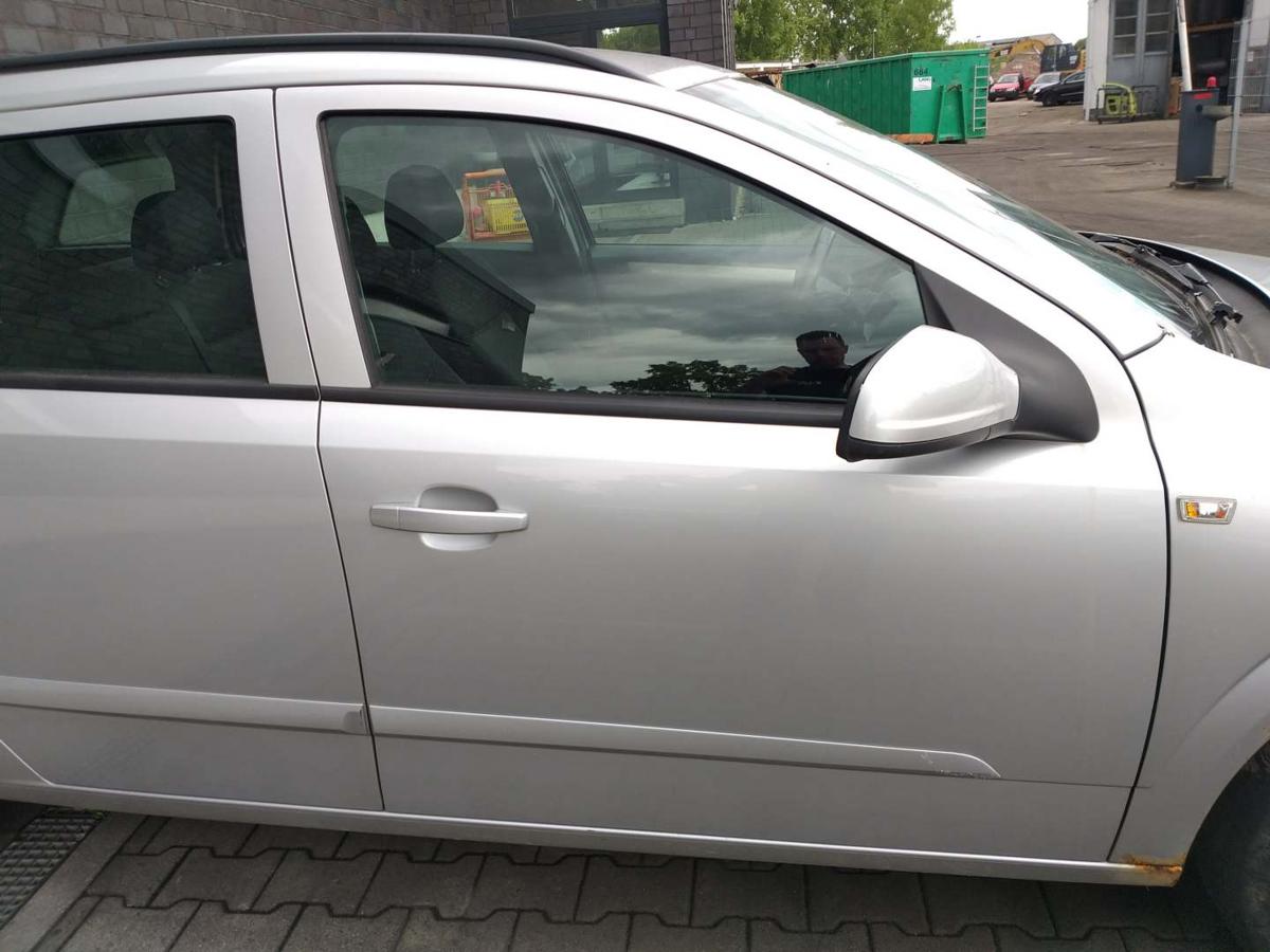 Opel Astra H original Tür vorn rechts Z157 Starsilber Bj.2007